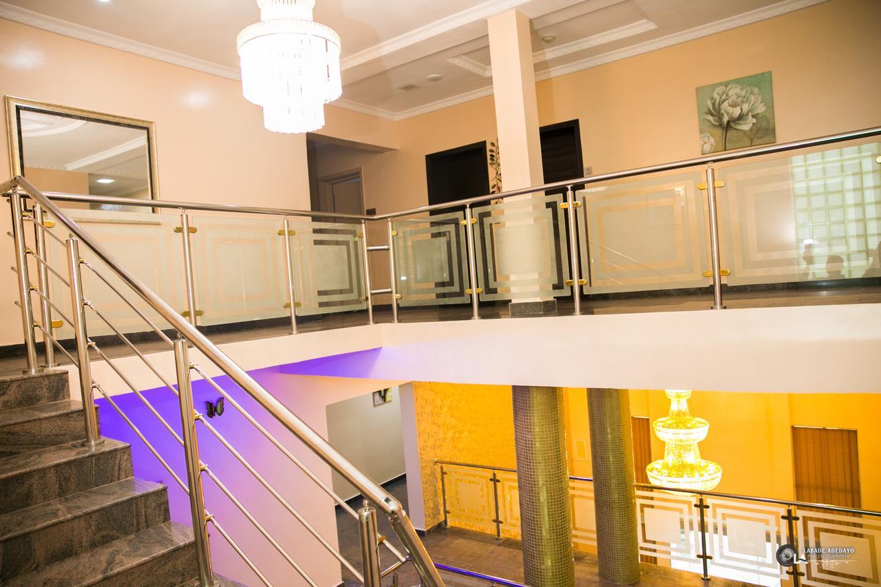 Fawzy Hotel Ibadan Exterior photo
