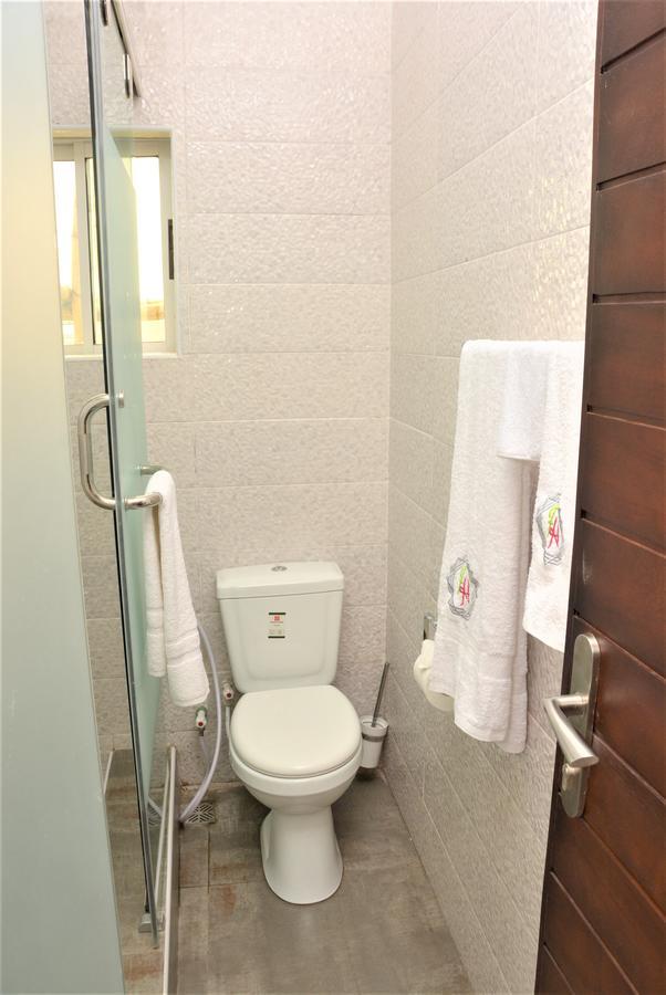 Fawzy Hotel Ibadan Exterior photo
